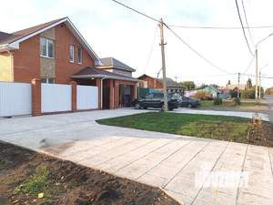 Дом 170м&sup2;, 2-этажный, участок 4 сот.  