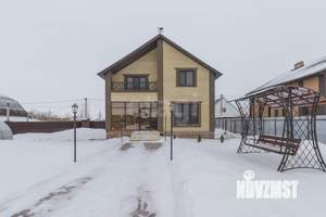 Дом 242м², 2-этажный, участок 10 сот.  