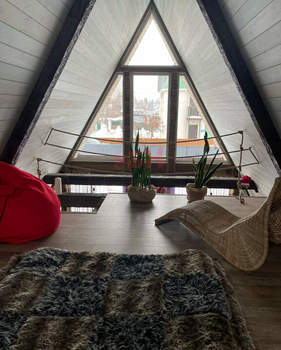 Дом 93м&sup2;, 2-этажный, участок 6 сот.  