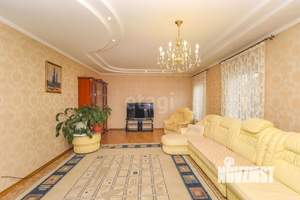 Дом 176м², 2-этажный, участок 4 сот.  