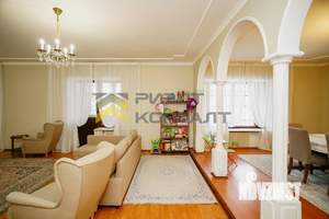 Дом 483м&sup2;, 2-этажный, участок 11 сот.  