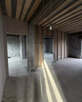 Дом 153м&sup2;, 2-этажный, участок 6 сот.  