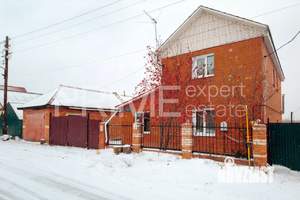 Дом 140м², 2-этажный, участок 6 сот.  