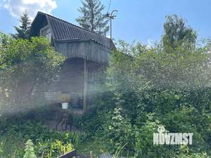 Дом 20м&sup2;, 2-этажный, участок 6 сот.  