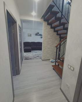 Дом 142м², 2-этажный, участок 6 сот.  