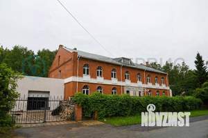 Коттедж 250м&sup2;, 2-этажный, участок 6 сот.  