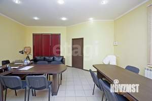 Дом 522м², 3-этажный, участок 6 сот.  