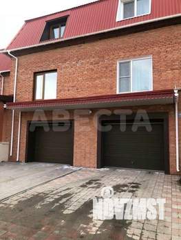 Коттедж 462м&sup2;, 3-этажный, участок 10 сот.  