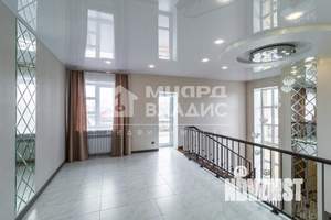 Дом 355м², 2-этажный, участок 8 сот.  