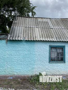 Дом 25м&sup2;, 2-этажный, участок 6 сот.  