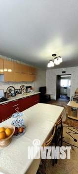 Дом 95м&sup2;, 2-этажный, участок 3 сот.  