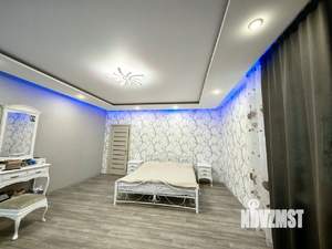 Коттедж 200м², 2-этажный, участок 6 сот.  