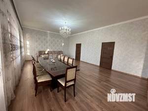 Дом 335м², 2-этажный, участок 5 сот.  