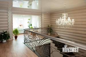 Коттедж 220м&sup2;, 2-этажный, участок 9 сот.  