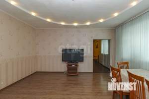 Дом 240м², 2-этажный, участок 4 сот.  