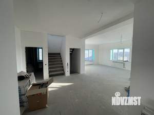 Коттедж 450м&sup2;, 2-этажный, участок 5 сот.  