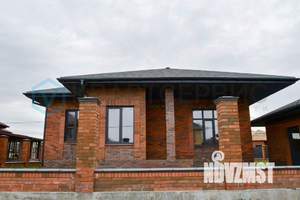 Коттедж 157м&sup2;, 1-этажный, участок 6 сот.  