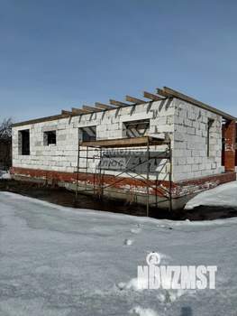 Дом 100м&sup2;, 2-этажный, участок 5 сот.  