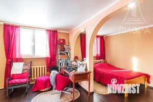 Коттедж 245м², 2-этажный, участок 6 сот.  