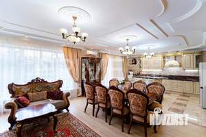 Таунхаус 315м², 2-этажный, участок 5 сот.  