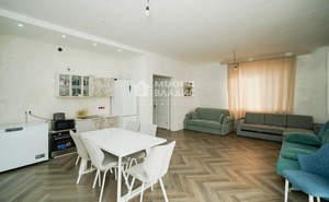 Дом 260м&sup2;, 2-этажный, участок 3 сот.  