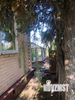 Дом 30м&sup2;, 2-этажный, участок 5 сот.  