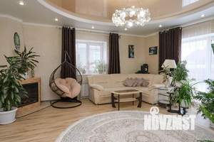 Дом 323м&sup2;, 3-этажный, участок 9 сот.  