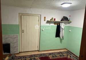 Дом 80м&sup2;, 2-этажный, участок 10 сот.  