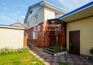 Дом 216м², 2-этажный, участок 5 сот.  