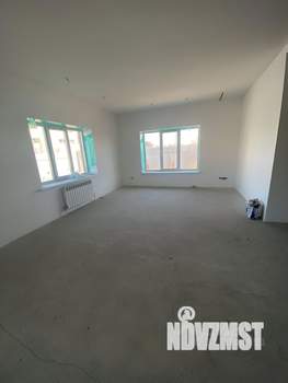 Таунхаус 450м², 2-этажный, участок 5 сот.  