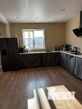 Коттедж 237м&sup2;, 6-этажный, участок 8 сот.  