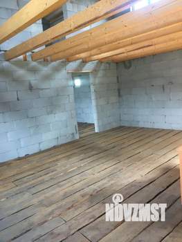 Дом 140м&sup2;, 2-этажный, участок 3 сот.  