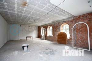 Коттедж 250м&sup2;, 2-этажный, участок 4 сот.  