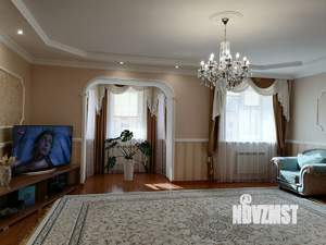 Дом 378м&sup2;, 3-этажный, участок 10 сот.  