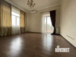 Коттедж 452м², 3-этажный, участок 10 сот.  