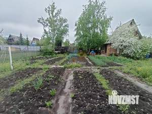 Дом 30м&sup2;, 2-этажный, участок 5 сот.  