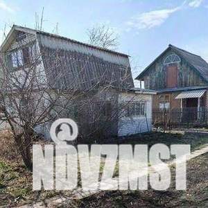 Дом 27м&sup2;, 2-этажный, участок 6 сот.  