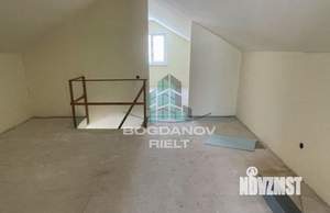 Дом 144м², 2-этажный, участок 3 сот.  