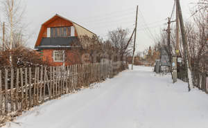 Дом 26м&sup2;, 2-этажный, участок 6 сот.  