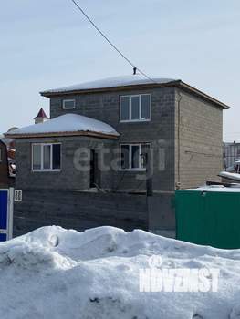 Дом 244м², 3-этажный, участок 6 сот.  