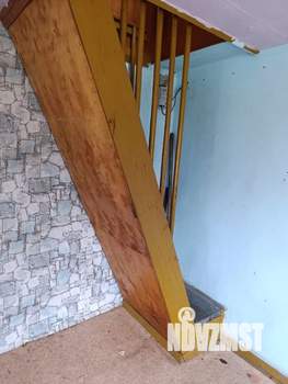 Дом 30м&sup2;, 2-этажный, участок 8 сот.  