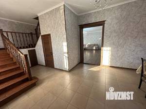 Дом 335м², 2-этажный, участок 5 сот.  