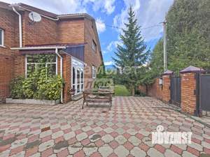 Дом 268м², 2-этажный, участок 15 сот.  