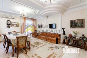 Коттедж 530м², 2-этажный, участок 15 сот.  