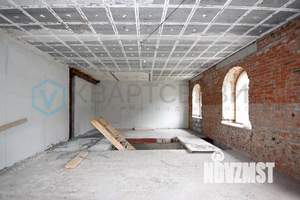 Коттедж 250м&sup2;, 2-этажный, участок 4 сот.  