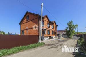 Таунхаус 450м², 3-этажный, участок 3 сот.  
