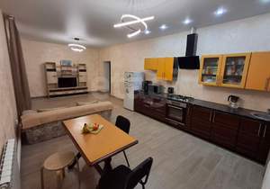 Дом 221м&sup2;, 3-этажный, участок 5 сот.  