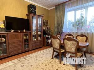 Коттедж 240м², 2-этажный, участок 8 сот.  