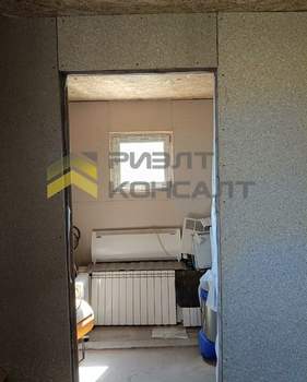 Дом 180м², 2-этажный, участок 10 сот.  