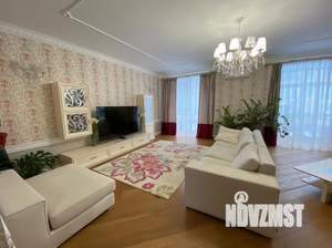 Таунхаус 300м², 4-этажный, участок 1 сот.  